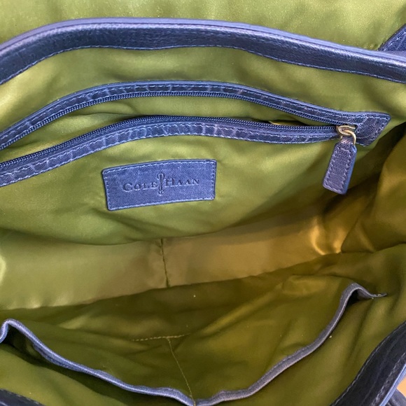 COLE HAAN Women’s Soft Leather Large Tote Bag, Navy Blue, Handle & Straps - Picture 10 of 14